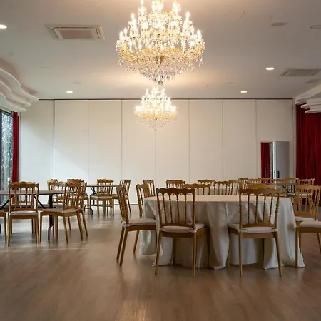 Luna Turismo Hotel 4*