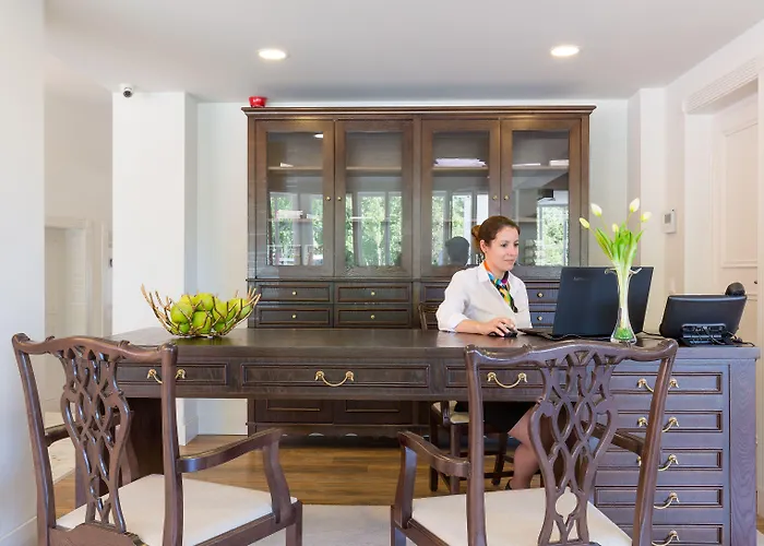 Luna Turismo Hotel 4*