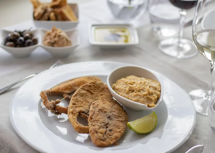 Luna Turismo Hotell 4*